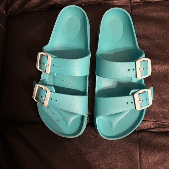 Shoes - Women’s Aqua Slide Sandals